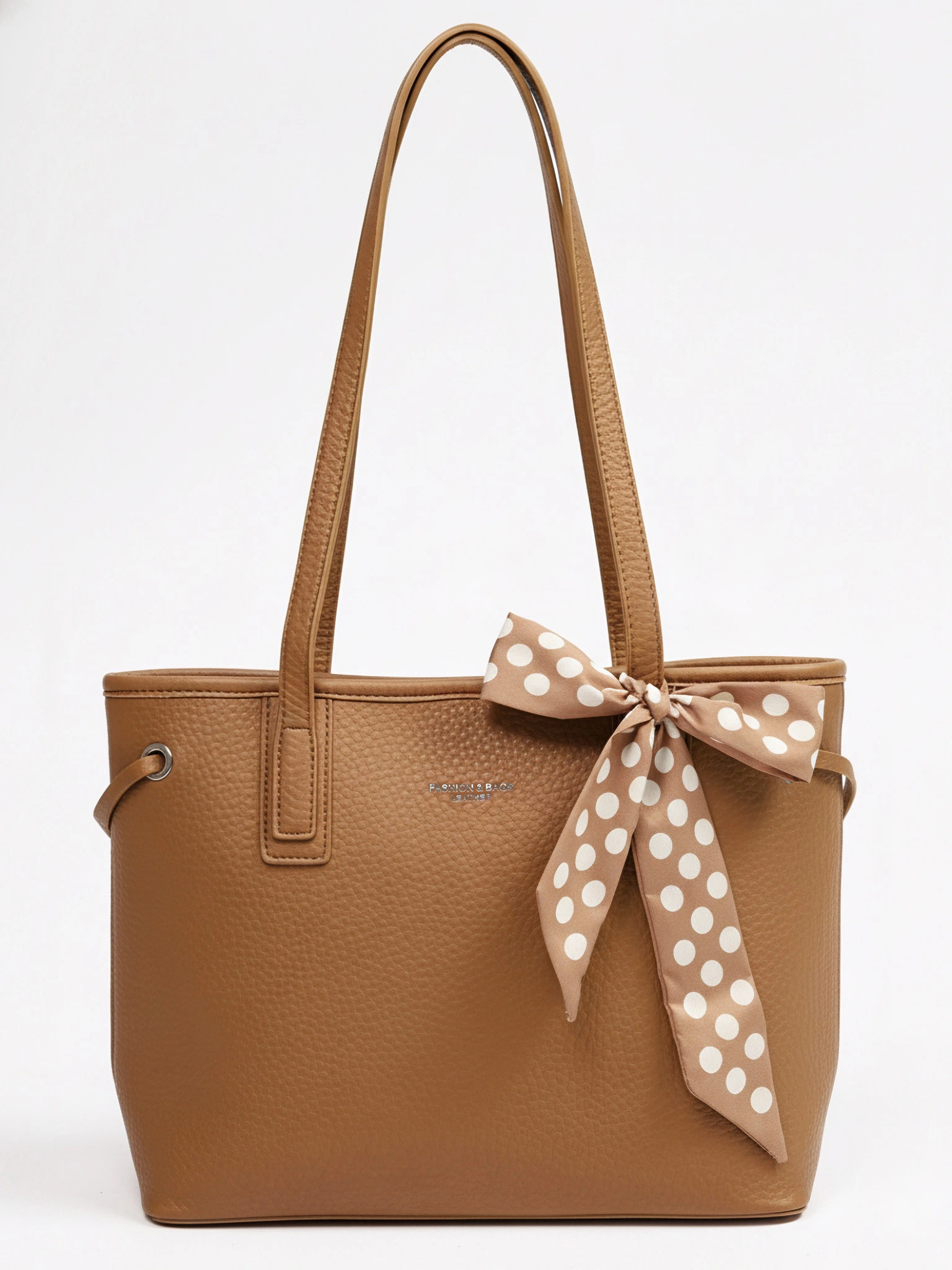 Сумка-тоут со стяжками по бокам и декоративным платком в ассортименте